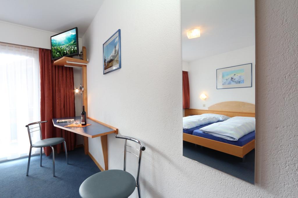 Hotel Garni Domino Зас-Фе Экстерьер фото
